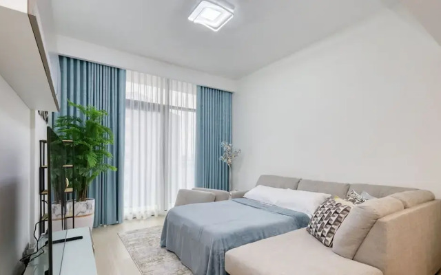 Exquisite Living in Riviera One Bedroom