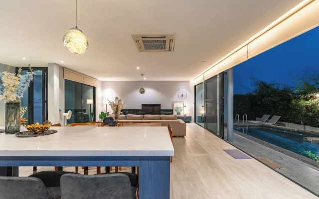 The Granary Loft Haven Villa V188