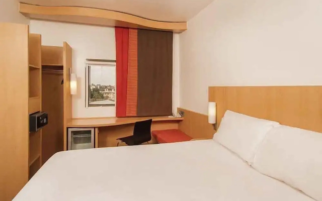 Rayjok Hotel And Suites