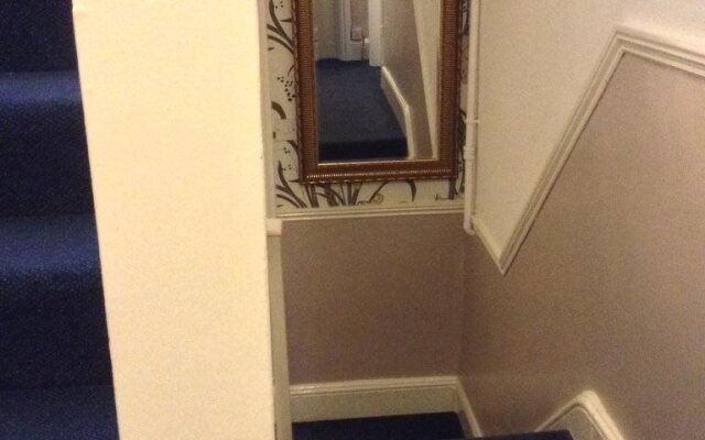Becket House