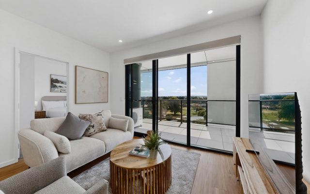 Brand New 2 Bed Apartment With City Views