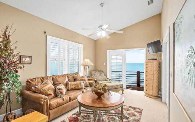 Tuscan Sun by Teeming Vacation Rentals