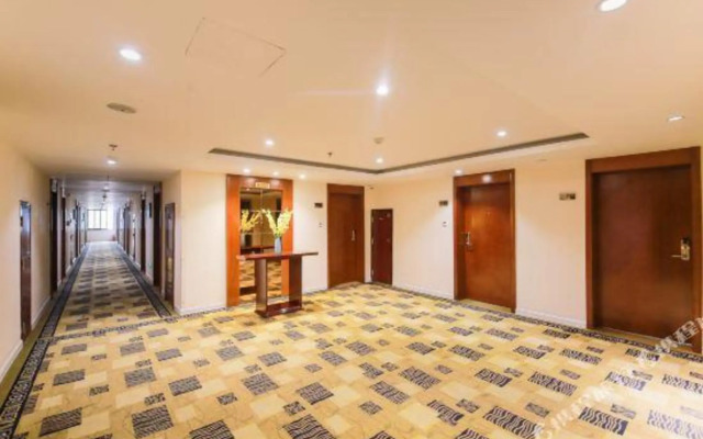 Dongfang Hotel