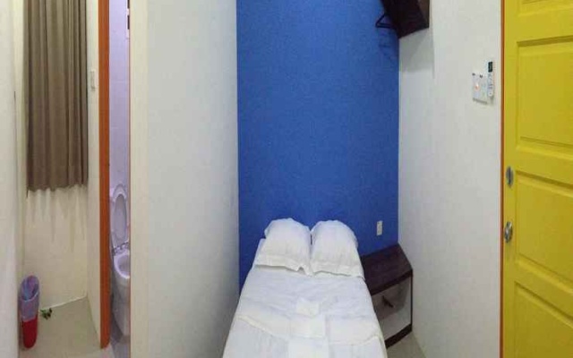 First Homestay – Guest Rooms – Kuantan