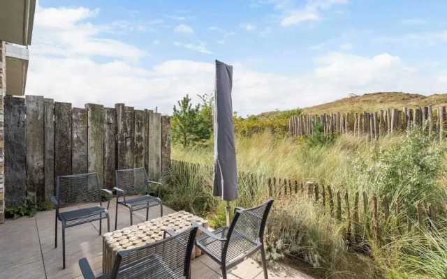 Inviting Apartment With a Garden