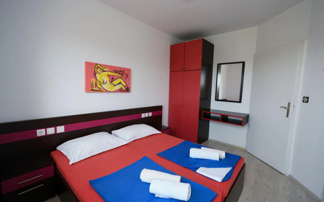 Apartments Dvori Novalja