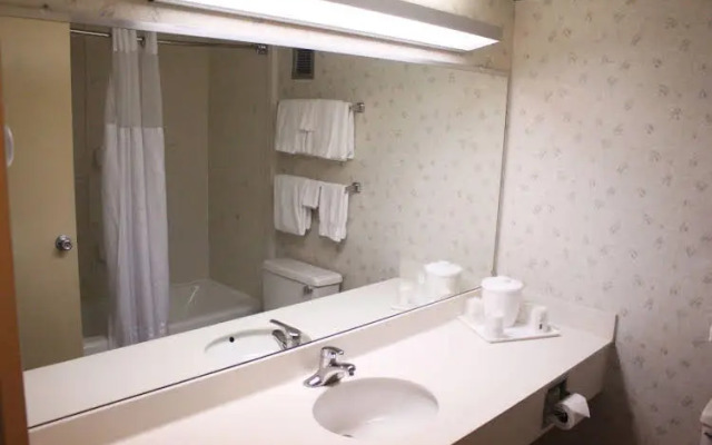 Ramada By Wyndham Alpena