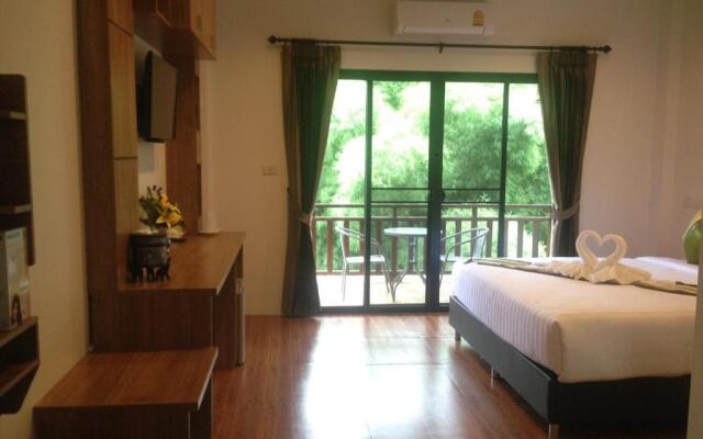 Hugpua Hotel