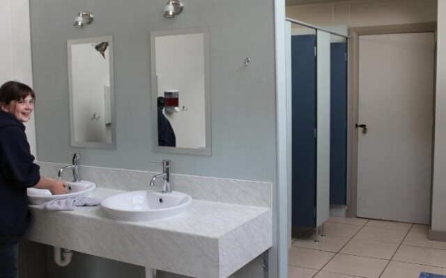 Christchurch Kiwi Holiday Park & Motels