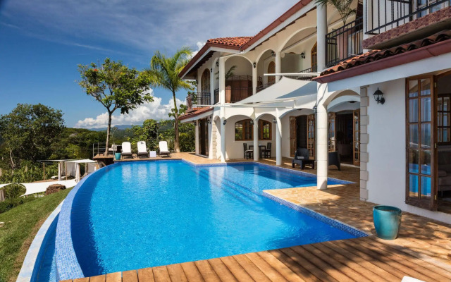 El Castillo Boutique Luxury Hotel