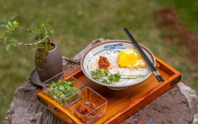Good Times·Meet the snow mountain Courtyard(Baisha Old Town）