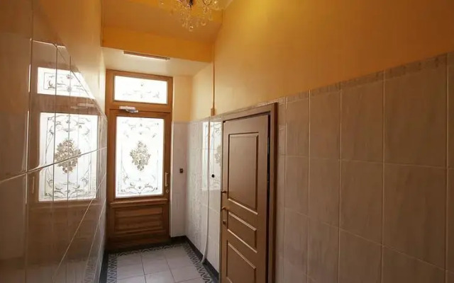Guest House Opera
