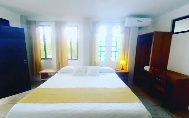 El Bambú Galapagos