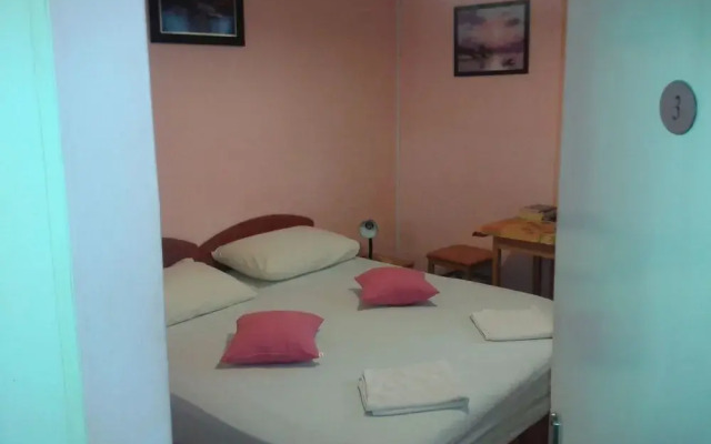 Anna Guesthouse