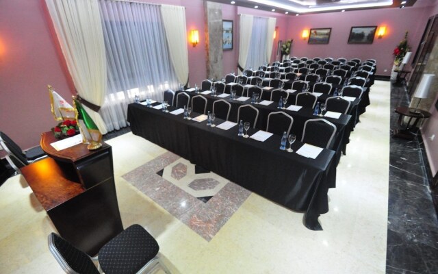 Soltane Hotel - Hussein Day