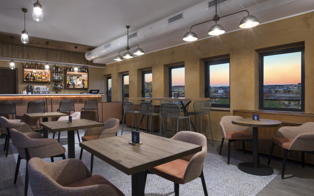 DoubleTree by Hilton Rome Monti