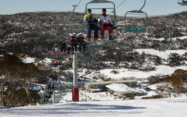 Smiggins Hotel & Chalet Apartments