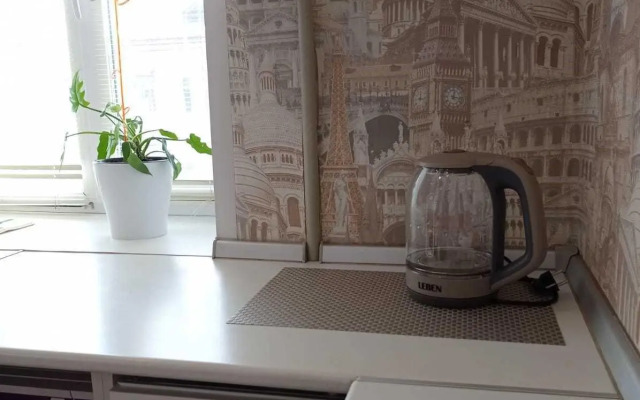 Апартаменты на улице Баженова 15