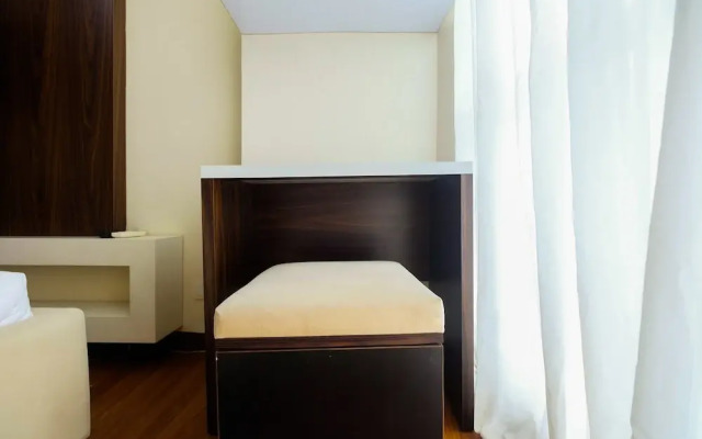 Comfy Studio Tifolia Apartment