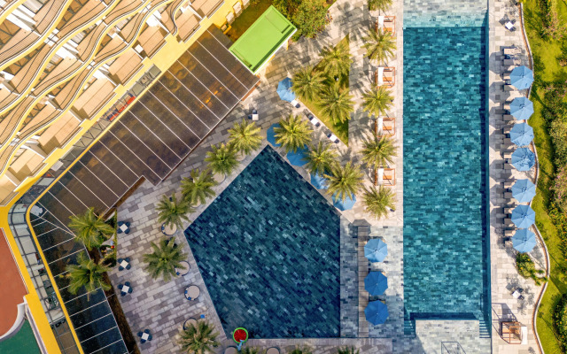 Hoi An Royal Beachfront Villas