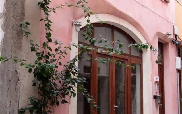 Nakli Traditional Guesthouse