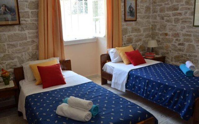 Stemar Luxury Villas