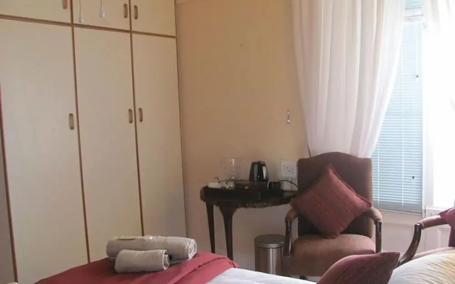 Stellar Dust Guest House