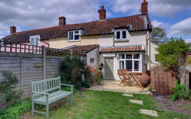 Holiday Home Briar Cottage