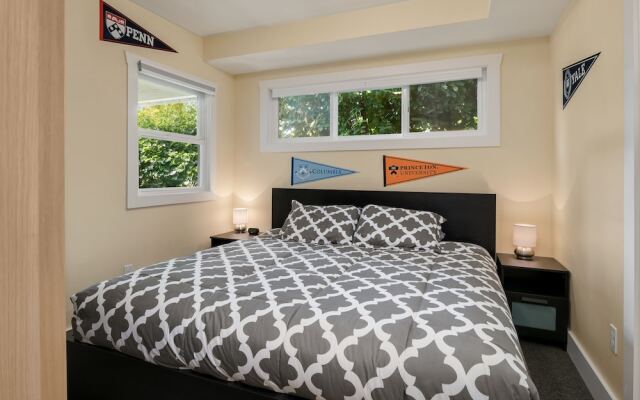 Seattle Vacation Home: The Campus