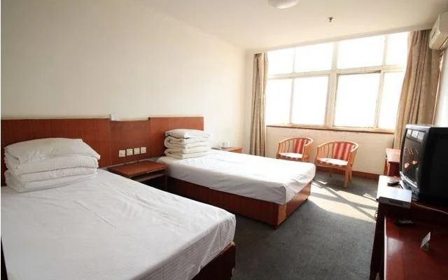Yantai Fuhai Express Hotel