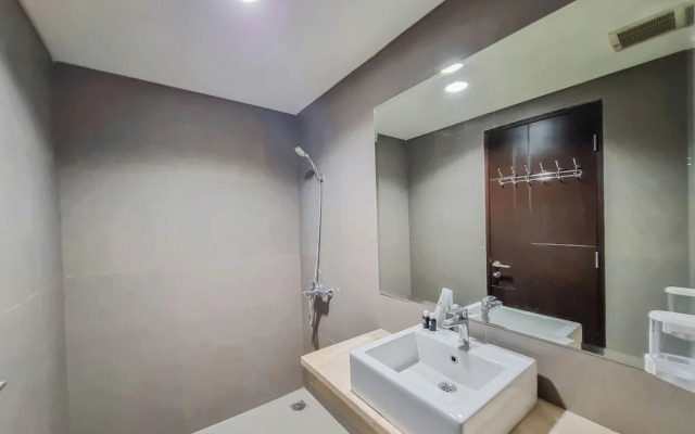 Comfortable And Spacious Studio At Patraland Amarta Apartment