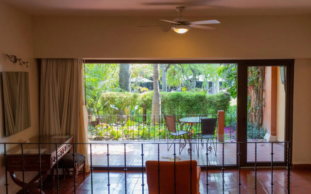 Hosteria Las Quintas Hotel