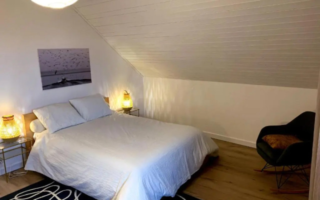 Elegant 3 Pieces - Parking