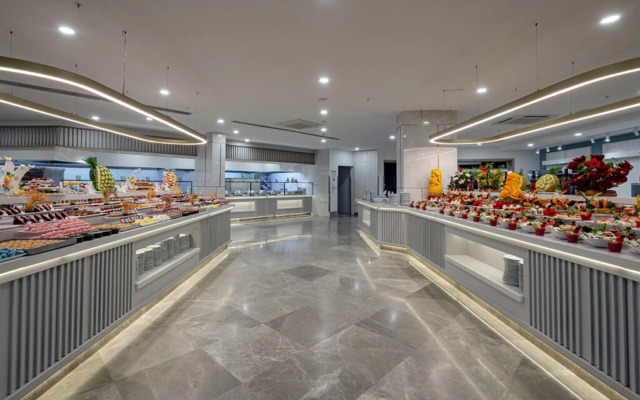 İz Flower Side Beach Hotel