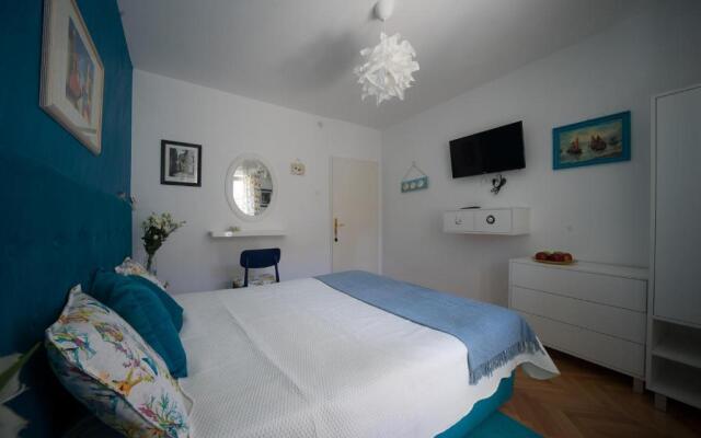 ASTAKOS Apartments