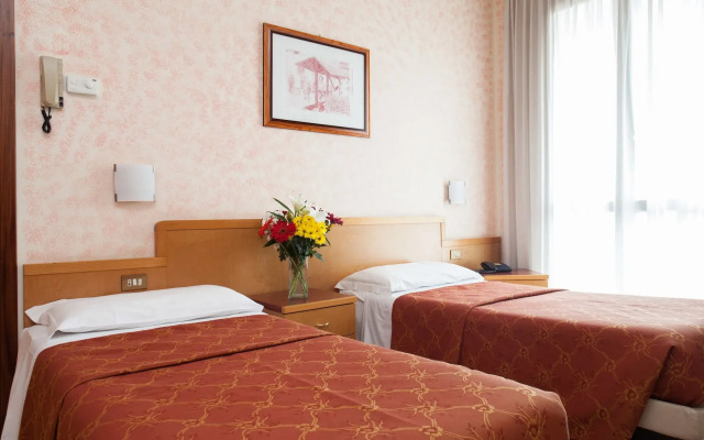 IH Hotels Milano ApartHotel Argonne Park