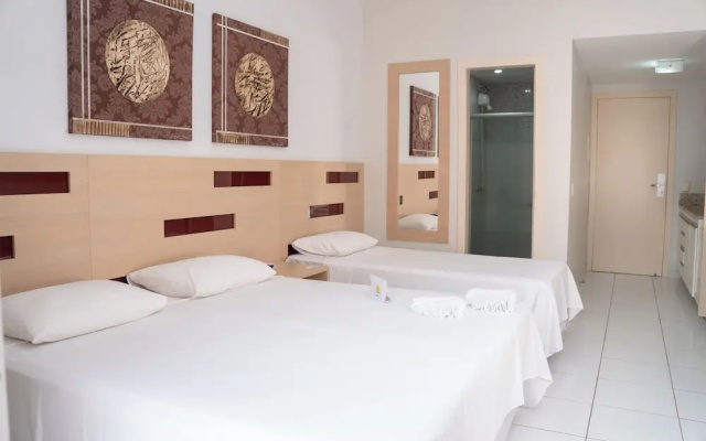 Lagoa Quente Hotel
