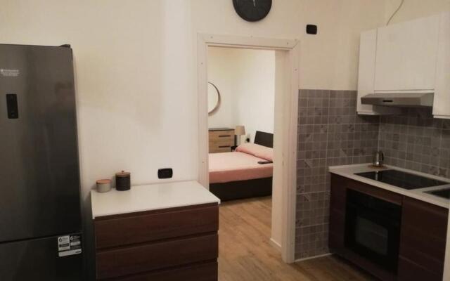 CENTRO e PARCO 10 min - flat in Monza