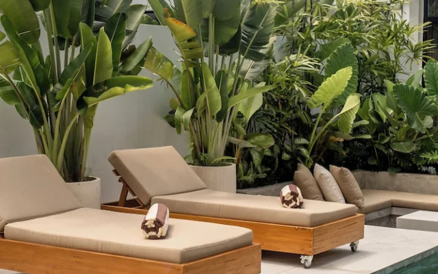 Baliwood Residence Villas by BREIG