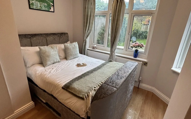 Wimbledon Holiday Lets