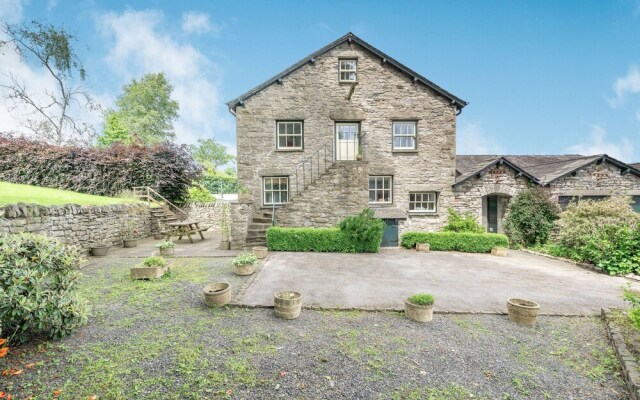 5 The Granary
