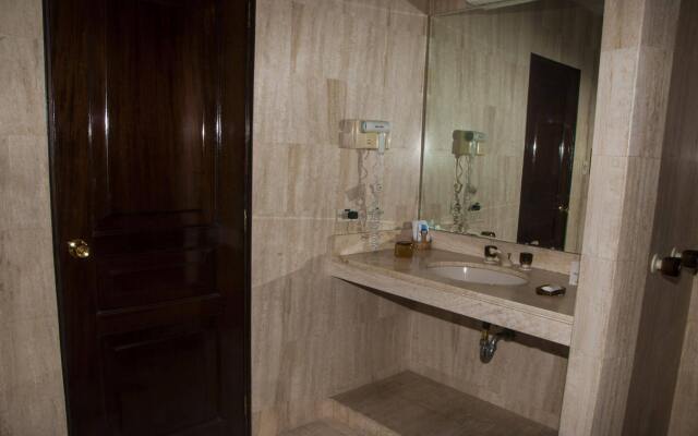 New Corpac Hotel