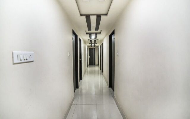 Spot On 37343 Hotel Abhimanyu Inn