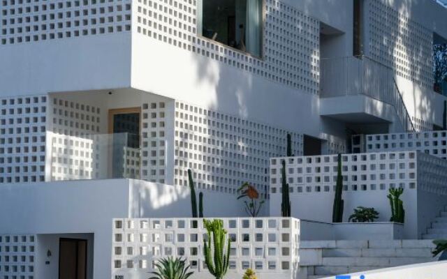 Secret Field · Shenzhen Kamakura Maze Reef Sea View Hotel