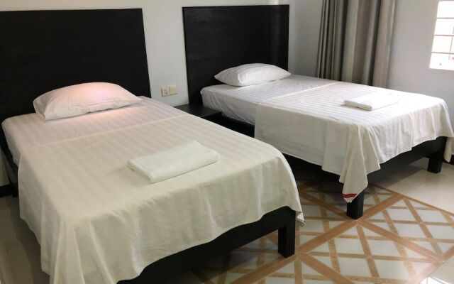 Seven Rooms Villa