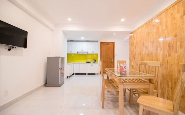 RedDoorz Plus near Gia Dinh Park