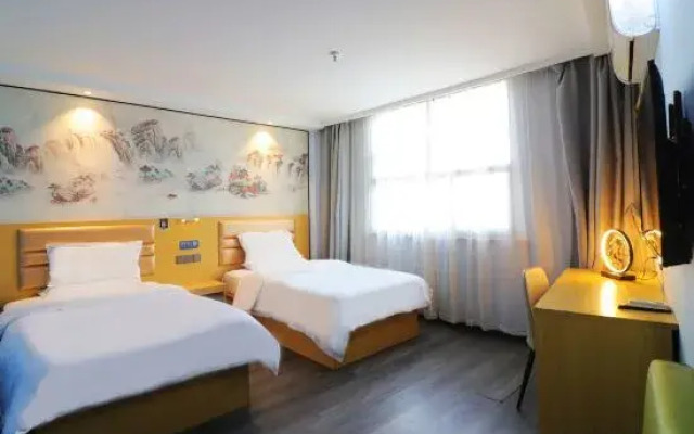 Jintai Preferential Hotel (Shanghai Hongqiao Hub National Exhibition Center)