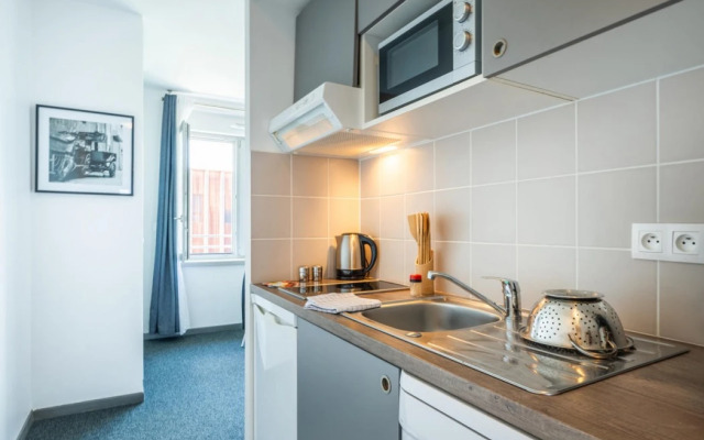 Nemea Appart Hotel Elypseo Strasbourg Port