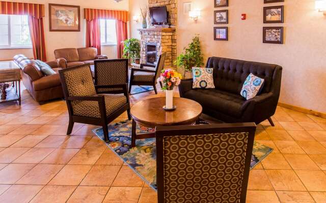 Quality Inn & Suites University