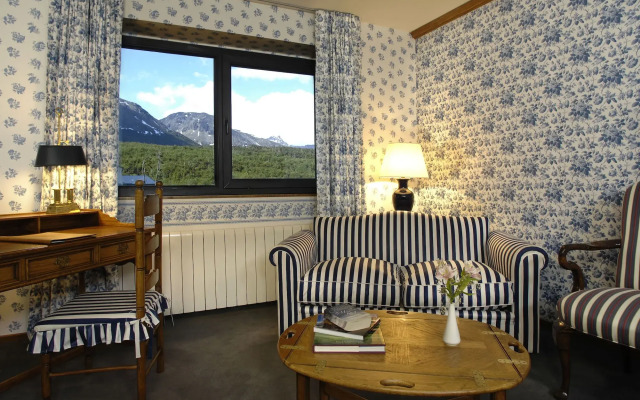 Las Hayas Resort Hotel